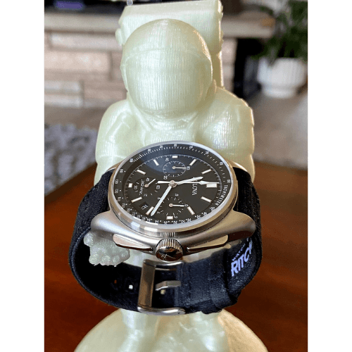 Astronaut Watch Holder – Glow in the Dark Desk Organizer
